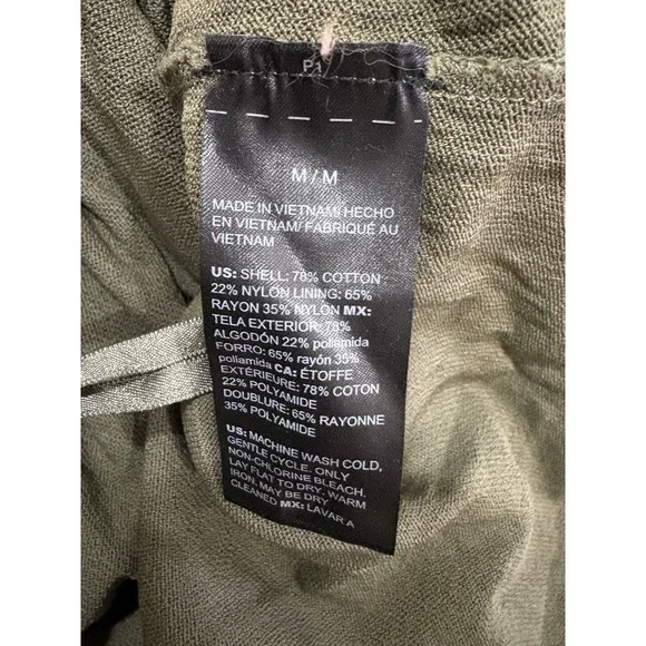 White House Black Market Olive Green Crochet Tank Top Sz M Boho Basic Layer - Picture 7 of 8